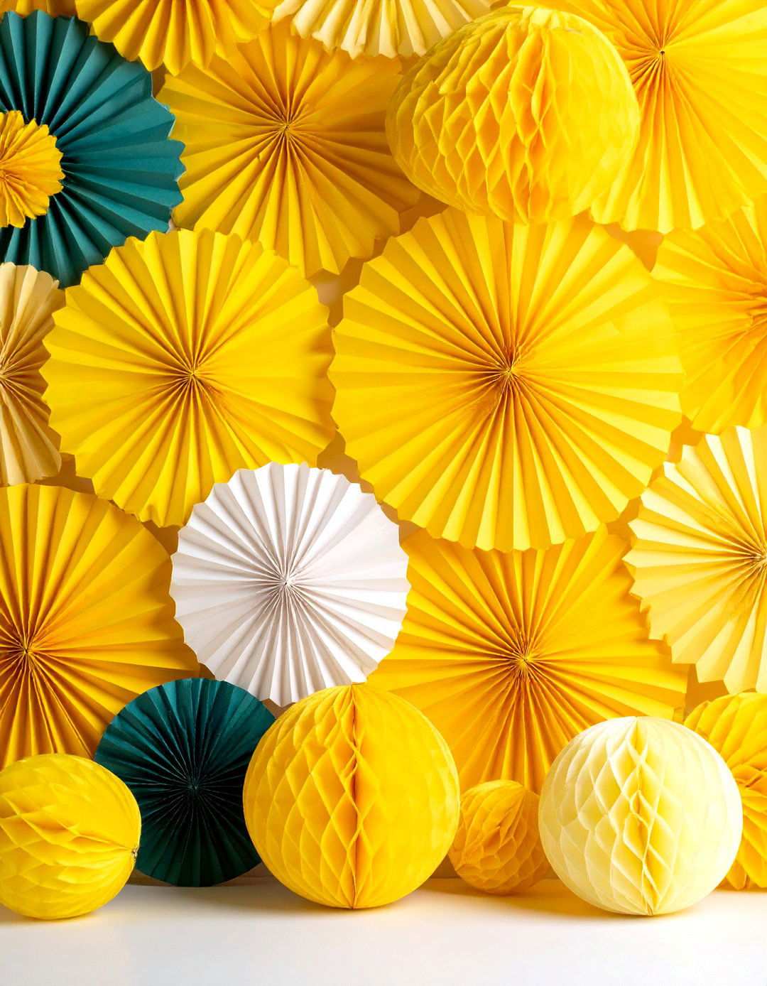 Birthday Party Honeycomb Decoration Displays - 20 Birthday Decoration Ideas