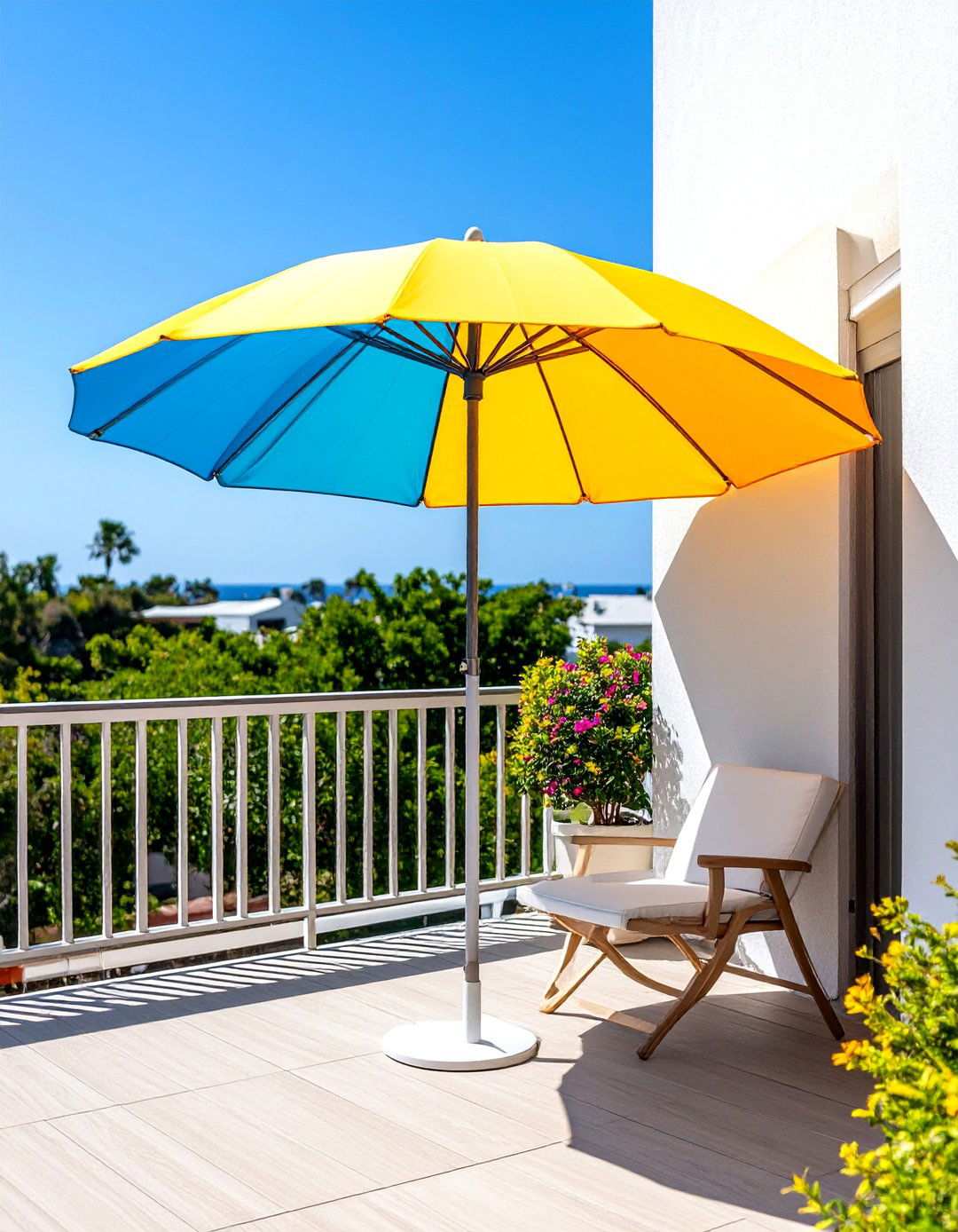 Half Wall Umbrellas for Compact Balcony Spaces - 20 Balcony Shade Ideas
