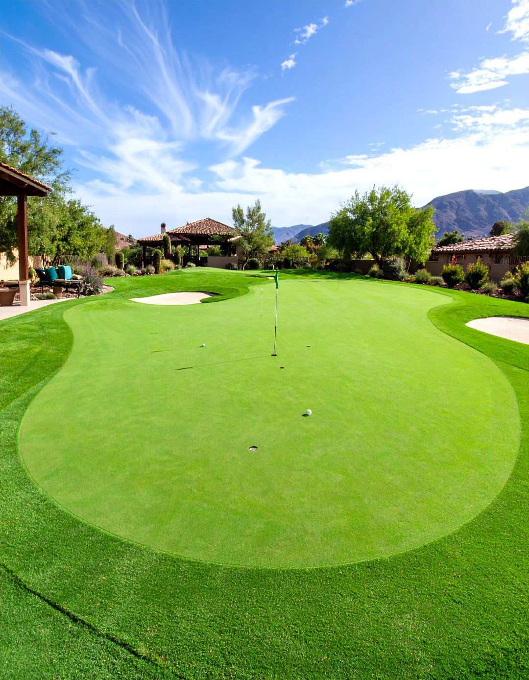 Professional Tournament Style Putting Green - 20 Backyard Putting Green Ideas